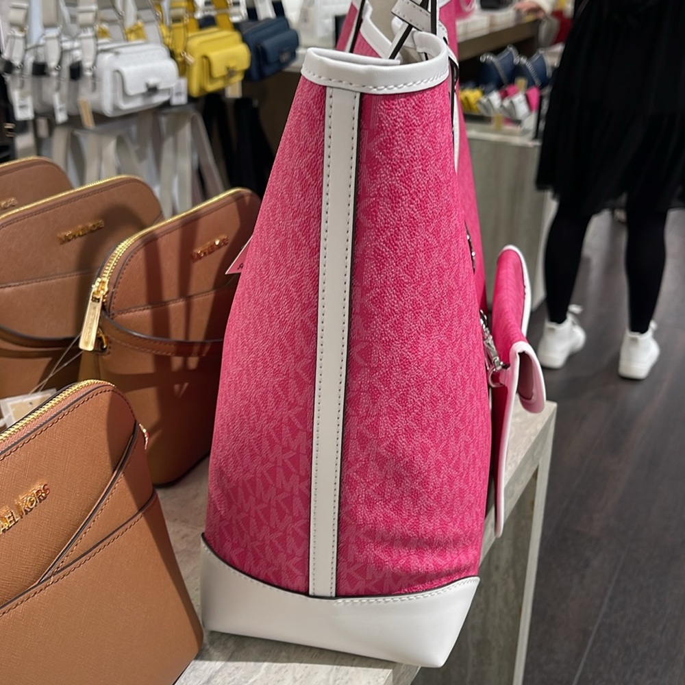 Michael Kors Eva Large Signature Logo Stripe Tote Bag Dragonfruit 
NWT - Picture 6 of 16